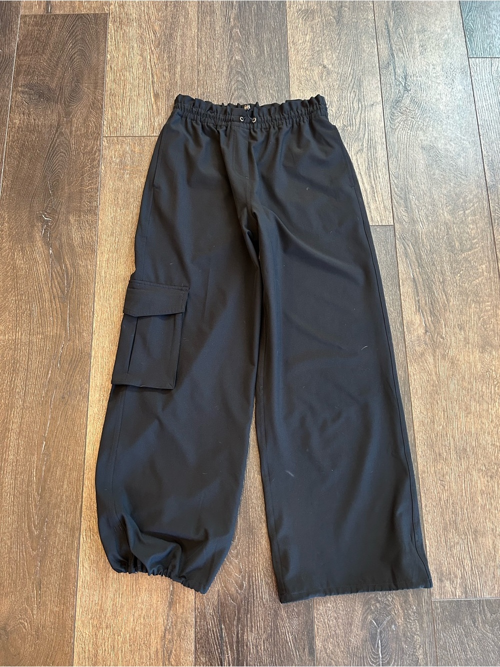 SPANX Wide Leg Cargo Pants, Black Small Petite S/P - Picture 2 of 9
